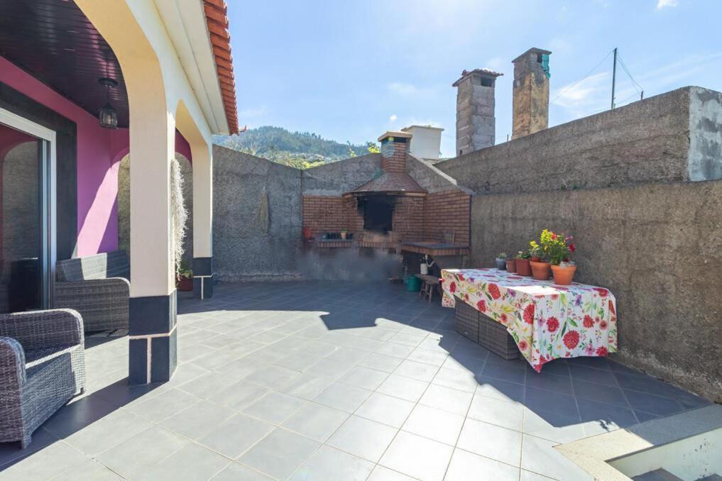 Casa Central - Peceful Mountain Retreat In Calheta Ribeira do Raposo Екстериор снимка