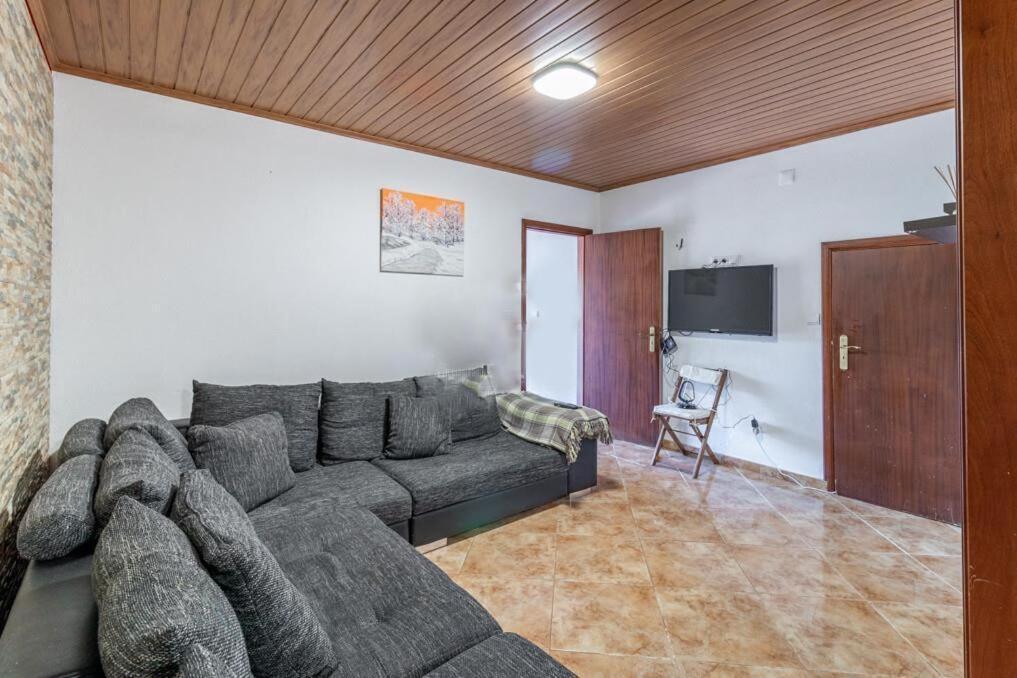 Casa Central - Peceful Mountain Retreat In Calheta Ribeira do Raposo Екстериор снимка